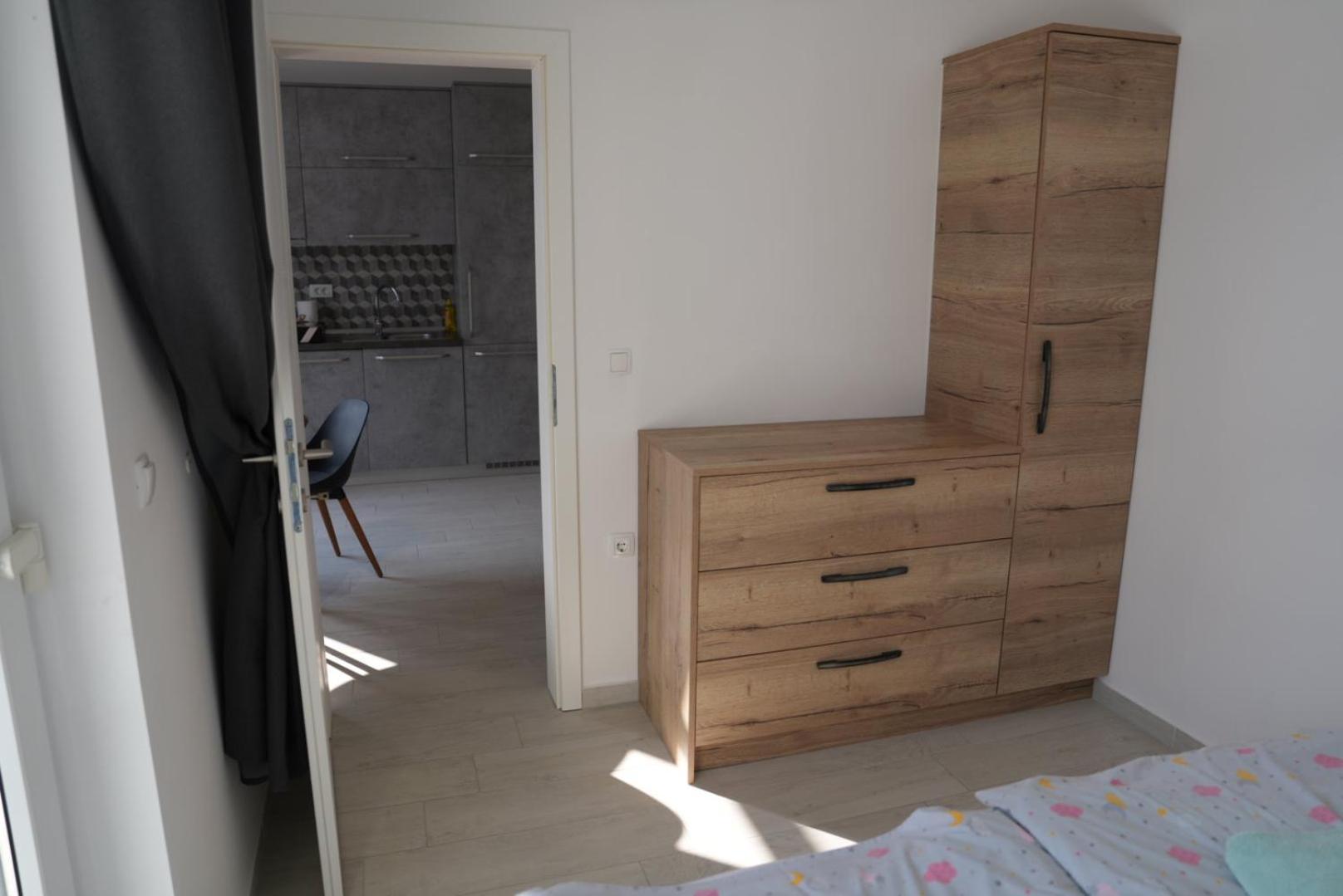 Villa Ivanovic Vir Exteriör bild