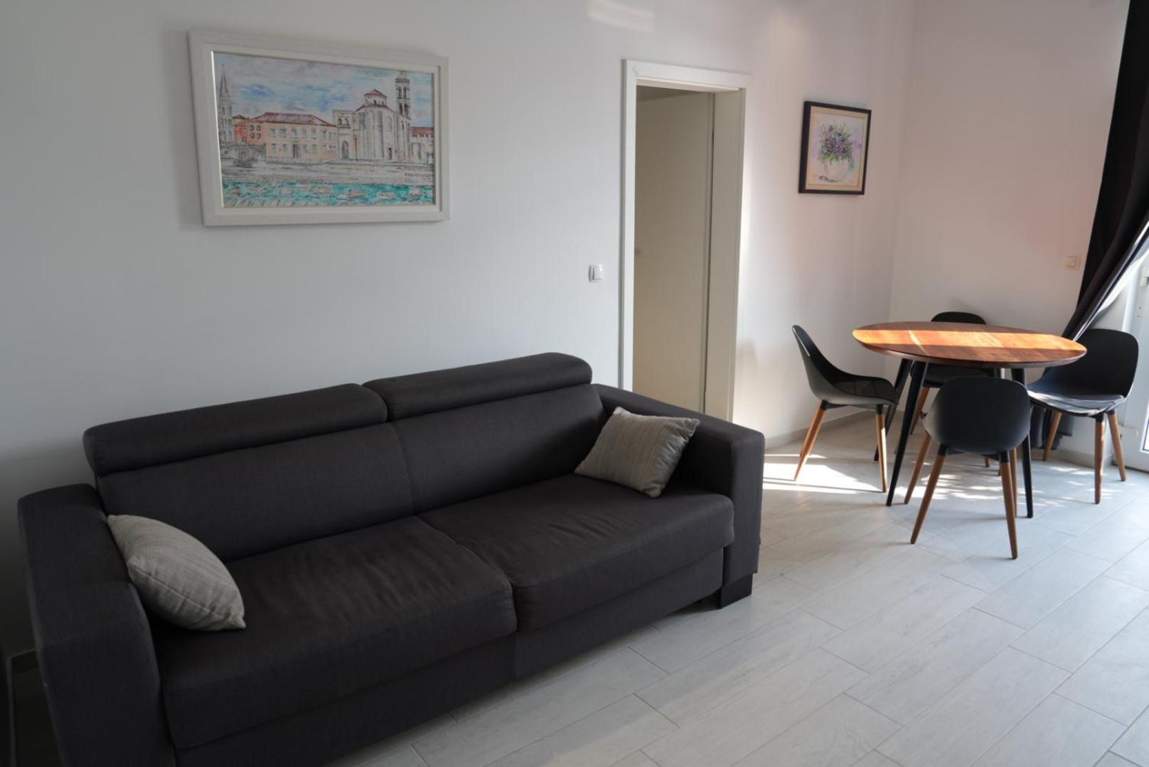 Villa Ivanovic Vir Exteriör bild