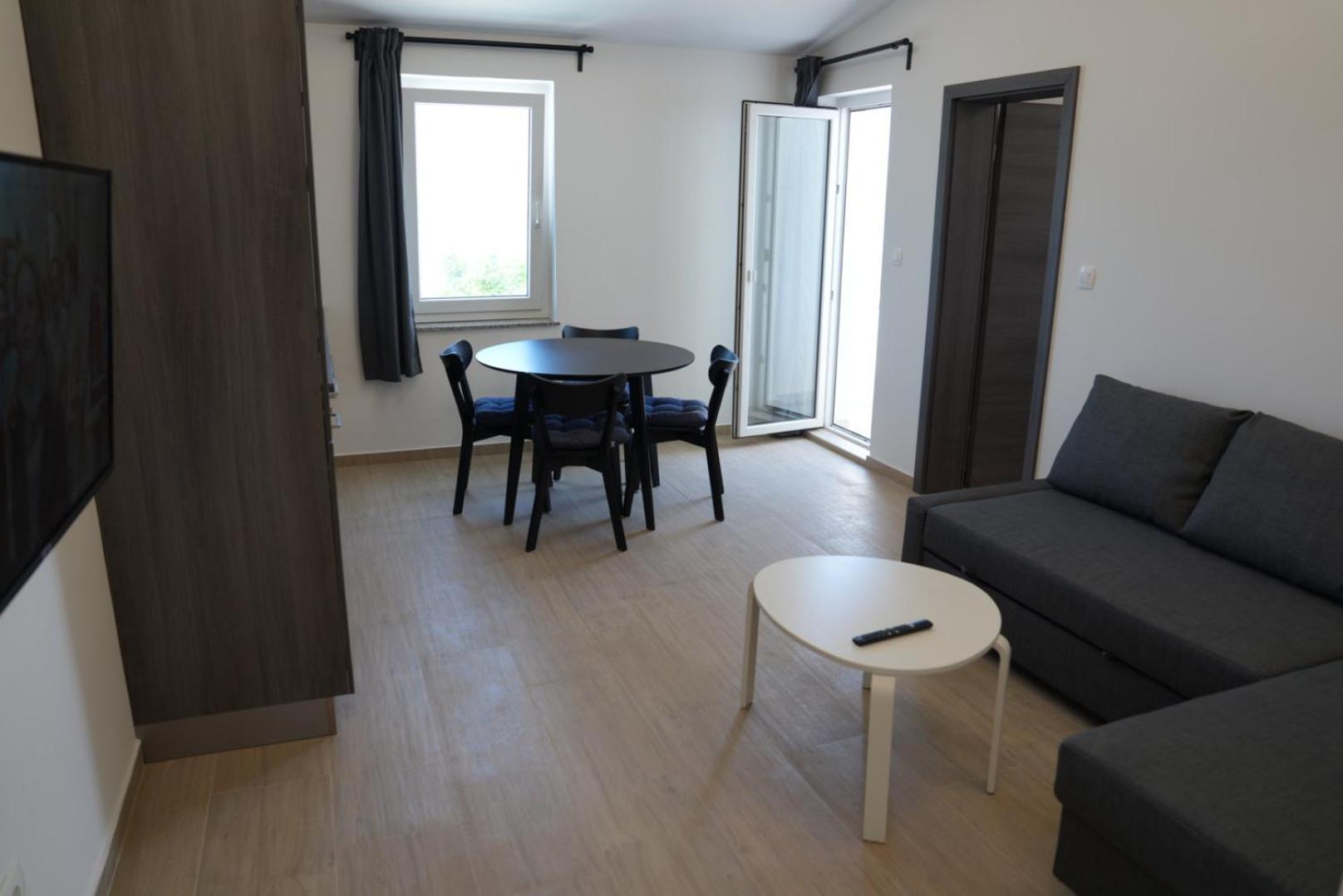 Villa Ivanovic Vir Exteriör bild